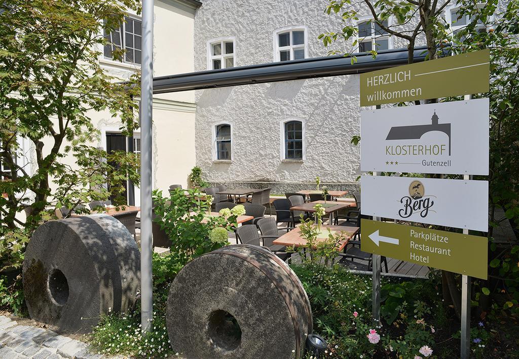 Hotel Restaurant Klosterhof Gutenzell-Hürbel Dış mekan fotoğraf